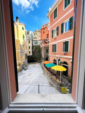 La Grotta dei Cinque Sensi Vernazza